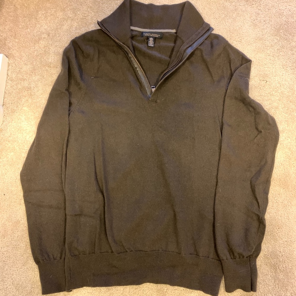 Banana republic men’s 1/4 zip Merino Wool Sweater